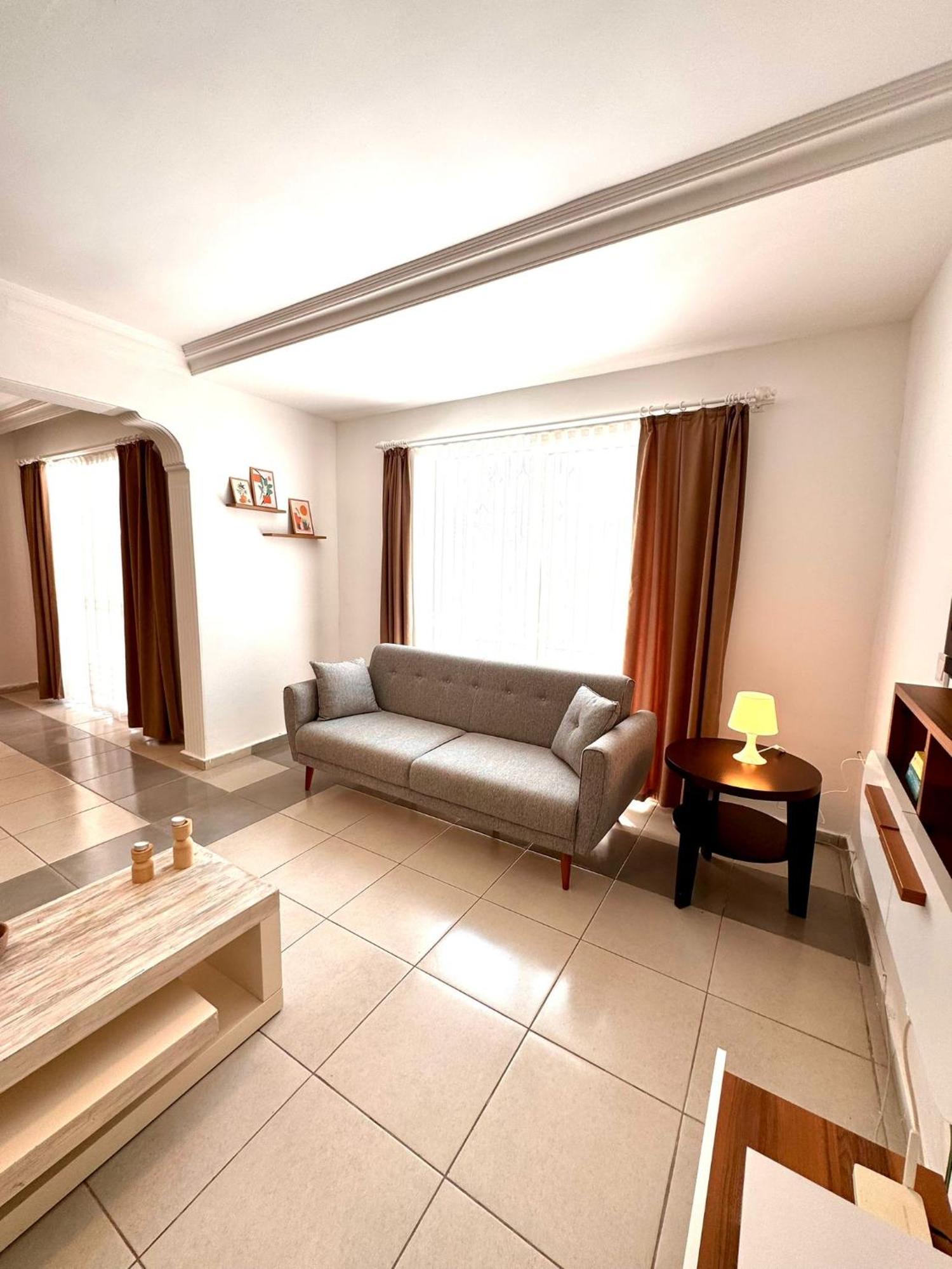 Anfora Villalari Villa *