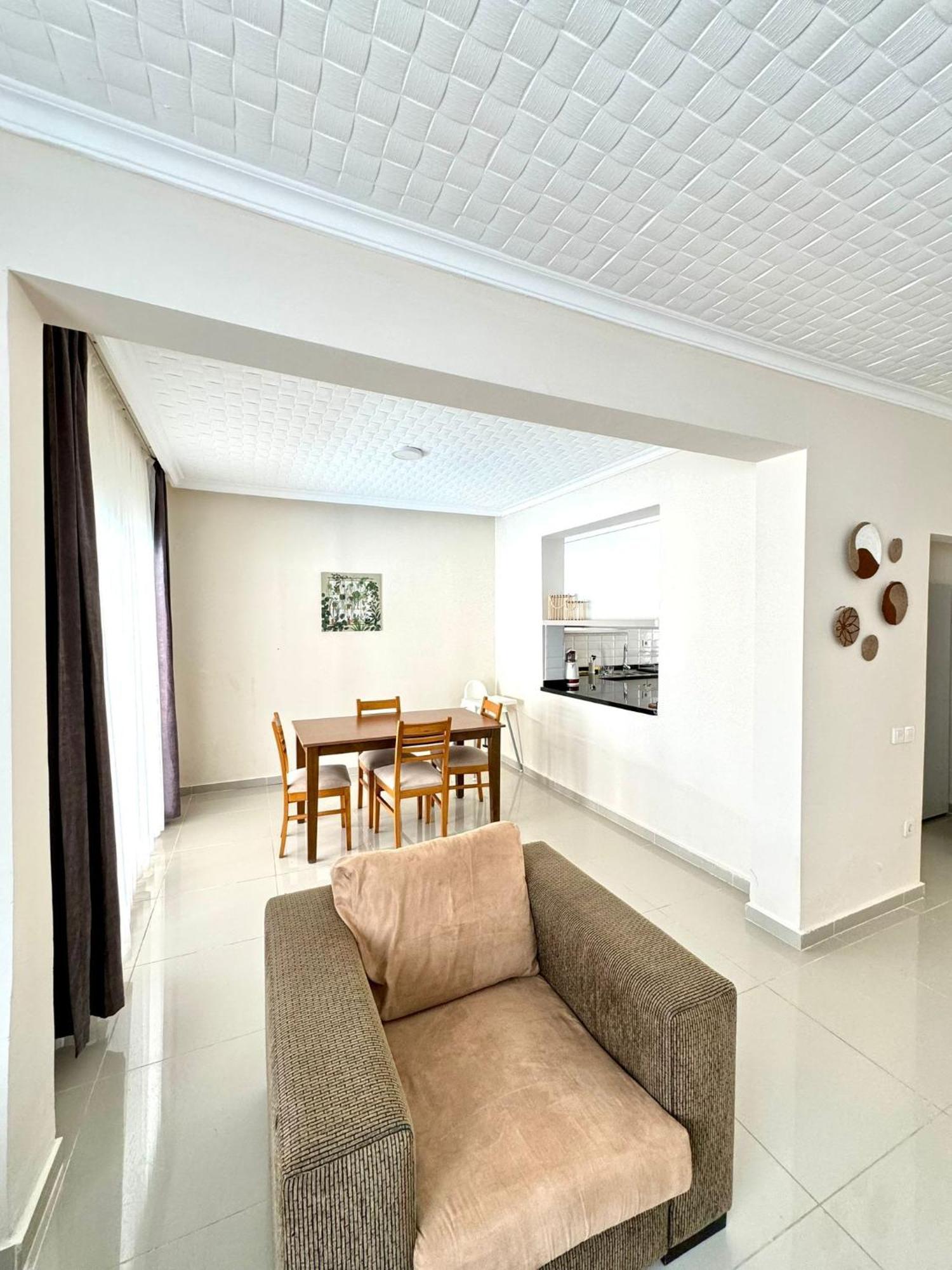 Anfora Villalari Willa Belek