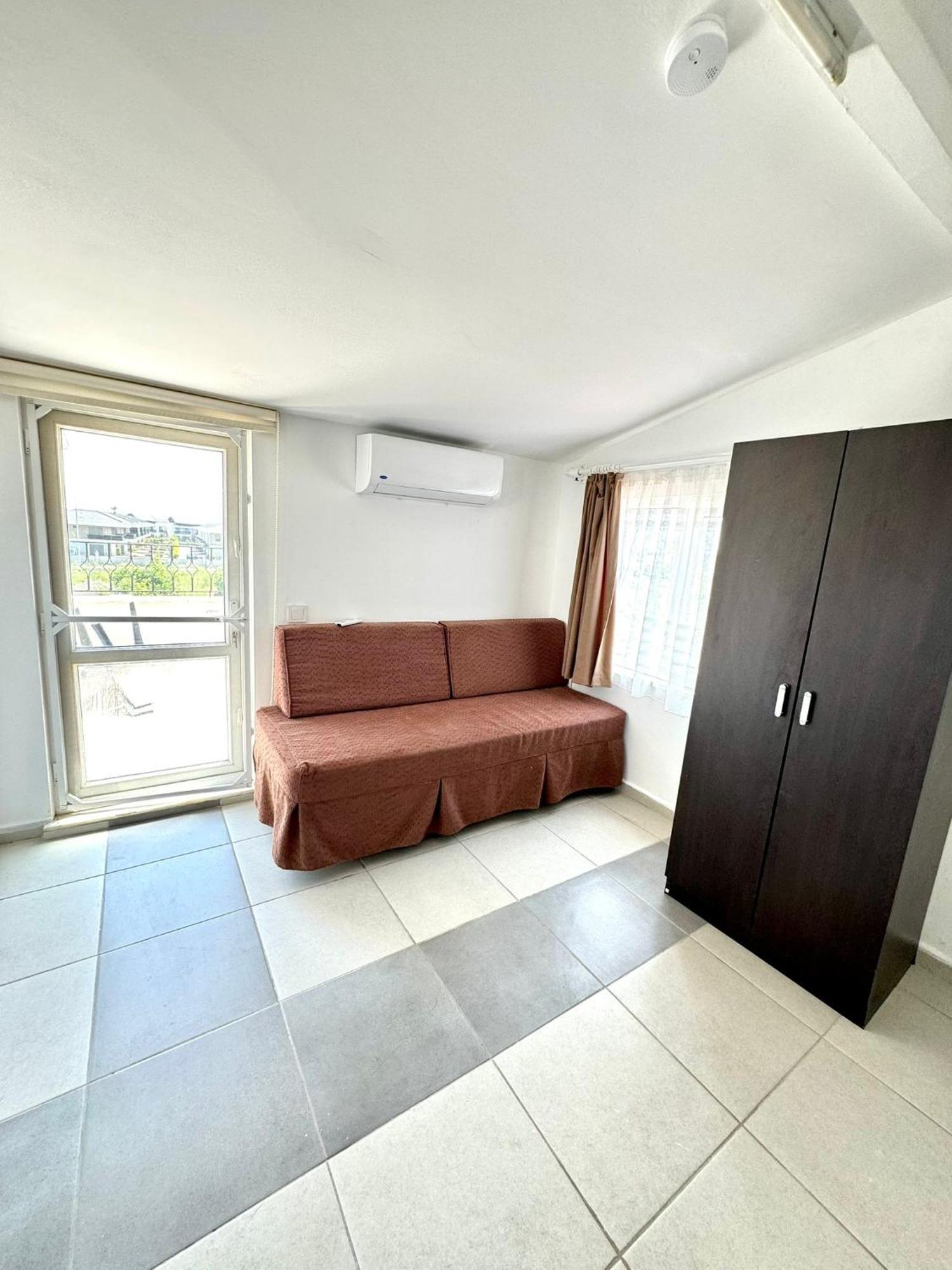 Anfora Villalari Willa Belek